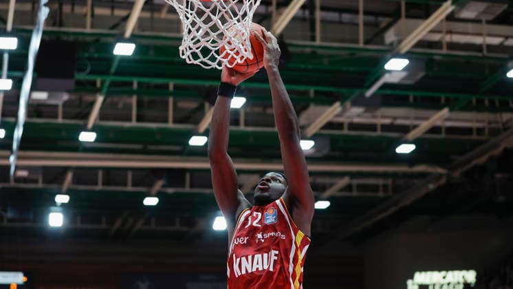 Im Bild: Charles Thompson (Wuerzburg Baskets, 32) mit dem Dunking 13.02.2026, Fitness First Wuerzburg Baskets vs. MLP Academics Heidelberg, easyCredit BBL, 20. Spieltag, Deutschland, 97072, tectake-Arena Wuerzburg, Copyright: HMBxMedia xJulienxBecker