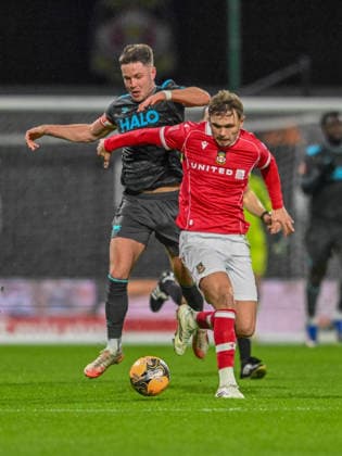Wrexham v Ipswich Town Emirates FA Cup Callum Doyle of Wrexham during the Emirates FA Cup Fourth Round match at the STÅ?K Racecourse, Wrexham 13 02 2026 UK Newspapers OUT Copyright: xKarlxVallantinex FIL-22976-0016
