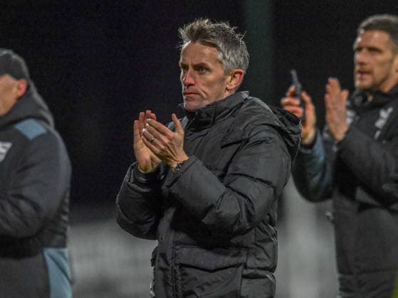 Wrexham v Ipswich Town Emirates FA Cup Ipswich Town manager Kieran McKenna appreciates the supporters at the end of the game during the Emirates FA Cup Fourth Round match at the STÅ?K Racecourse, Wrexham 13 02 2026 UK Newspapers OUT Copyright: xKarlxVallantinex FIL-22976-0032