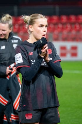 Deutschland: Fussball Google Pixel Frauen-Bundesliga 2025 2026 - Bayer 04 Leverkusen vs 1. FC Köln - 18. Spieltag - Ulrich-Haberland-Stadion (Leverkusen): Cornelia Kramer (Bayer 04 Leverkusen, 7) Copyright: xOrhanxHabashx