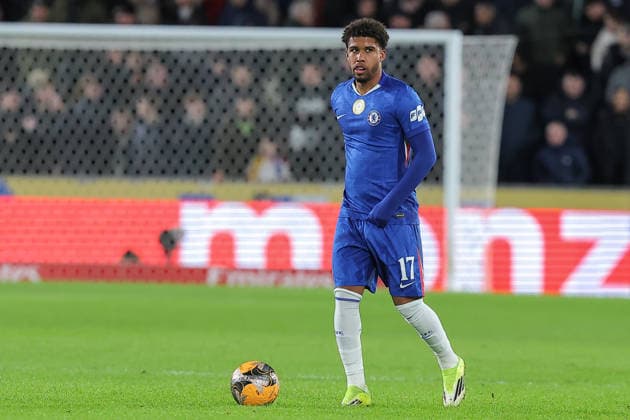 Hull City v Chelsea Emirates FA Cup Andrey Santos of Chelsea in action during the Emirates FA Cup Fourth Round match against Hull City at the MKM Stadium, Hull 13 02 2026 UK Newspapers OUT Copyright: xDavidxGreavesx FIL-22964-0024