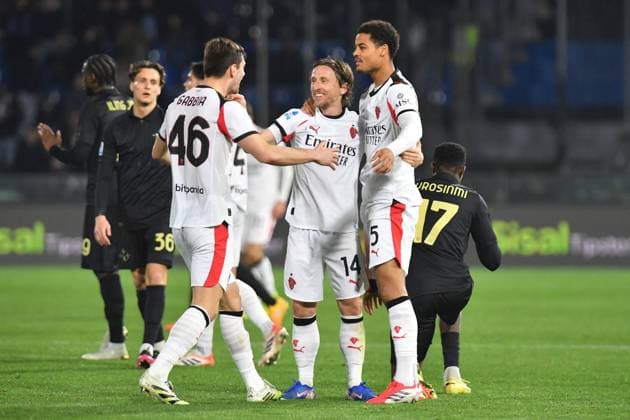 CALCIO - Serie A - Pisa SC vs AC Milan Players Milan celebrate during Pisa SC vs AC Milan, Italian soccer Serie A match in Pisa, Italy, February 13 2026 Pisa Italy  Copyright: xIPAxSport ABACAx