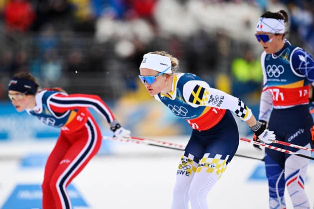 VAL DI FIEMME, ITALY 20260214 Sweden s Linn Svahn in the lead during the women s 4 x 7.5 km relay during the Winter Olympics at the Tesero cross-country skiing stadium in Val di Fiemme, Italy. *** The image is included in the SPORTS PACKAGE. For others PAYMENT IMAGE *** VAL DI FIEMME ITALY x10430x *** VAL DI FIEMME, ITALY 20260214 Sweden s Linn Svahn in the lead during the women s 4 x 7 5 km relay during the Winter Olympics at the Tesero cross country skiing stadium in Val di Fiemme, Italy The image is included in the SPORTS PACKAGE For others PAYMENT IMAGE VAL DI FIEMME ITALY x10430x  Copyright: xChristinexOlsson TTx OS 2026 SKIDOR STAFETT DAM