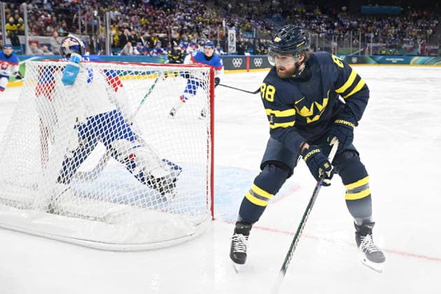 MILANO, ITALIEN 20260214 Sveriges William Nylander (88) under ishockeymatchen i grupp B mellan Sverige och Slovakien i Santagiulia Arena under OS i Milano. *** Bilden ingar i SPORTPAKET. För övriga BETALBILD *** MILANO ITALIEN x10070x *** MILANO, ITALY 20260214 Swedens William Nylander 88 during the Group B ice hockey match between Sweden and Slovakia at the Santagiulia Arena during the Milan Olympics Picture in SPORTPAKET For others PAYPICTURE MILANO ITALY x10070x  Copyright: xJessicaxGow TTx OS 2026 ISHOCKEY SVERIGE-SLOVAKIEN