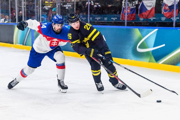 260214 Peter Ceresnak of Slovakia and Rasmus Dahlin of Sweden in the men s Ice hockey, Eishockey game between Sweden and Slovakia during day 8 of the 2026 Winter Olympics on February 14, 2026 in Milan. Photo: Carl Sandin BILDBYRAN kod CS CS0879 ishockey ice hockey Olympic Games, Olympische Spiele, Olympia, OS olympics winter olympics os ol olympiska spel vinter-os olympiske leker milano cortina 2026 milan cortina 2026 milano cortina 2026 olympic games milano cortina 2026 winter olympic games milano cortina-os milano cortina-ol vinter-ol 8 bbeng sverige sweden slovakien slovakia *** 260214 Peter Ceresnak of Slovakia and Rasmus Dahlin of Sweden in the men s ice hockey game between Sweden and Slovakia during day 8 of the 2026 Winter Olympics on February 14, 2026 in Milan Photo Carl Sandin BILDBYRAN kod CS CS0879 ishockey ice hockey olympic games olympics winter olympics os ol olympiska spel vinter os olympiske leker milano cortina 2026 milan cortina 2026 milano cortina 2026 olympic games milano cortina 2026 winter olympic games milano cortina os milano cortina ol vinter ol 8 bbeng sverige sweden slovakien slovakia  Copyright: CARLxSANDIN BB260214CS021