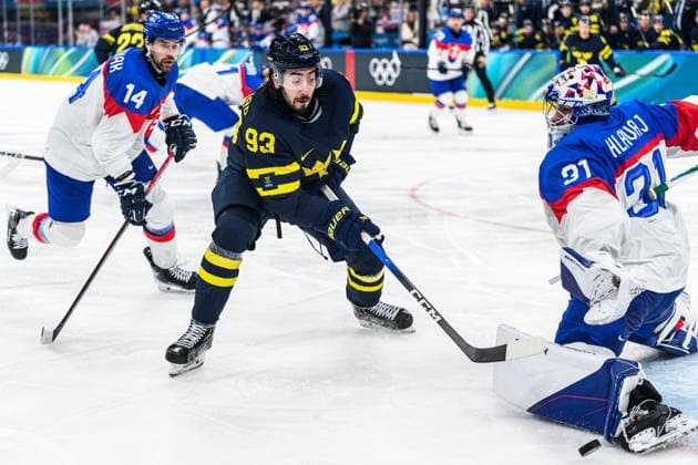 260214 Mika Zibanejad of Sweden och goaltender Samuel Hlavaj of Slovakia in the men s Ice hockey, Eishockey game between Sweden and Slovakia during day 8 of the 2026 Winter Olympics on February 14, 2026 in Milan. Photo: Carl Sandin BILDBYRAN kod CS CS0879 ishockey ice hockey Olympic Games, Olympische Spiele, Olympia, OS olympics winter olympics os ol olympiska spel vinter-os olympiske leker milano cortina 2026 milan cortina 2026 milano cortina 2026 olympic games milano cortina 2026 winter olympic games milano cortina-os milano cortina-ol vinter-ol 8 bbeng sverige sweden slovakien slovakia *** 260214 Mika Zibanejad of Sweden and goaltender Samuel Hlavaj of Slovakia in the men s ice hockey game between Sweden and Slovakia during day 8 of the 2026 Winter Olympics on February 14, 2026 in Milan Photo Carl Sandin BILDBYRAN code CS CS0879 ice hockey ice hockey olympic games olympics winter olympics os ol olympiska spel vinter os olympiske leker milano cortina 2026 milan cortina 2026 milano cortina 2026 olympic games milano cortina 2026 winter olympic games milano cortina os milano cortina ol vinter ol 8 bbeng sverige sweden slovakien slovakia  Copyright: CARLxSANDIN BB260214CS042