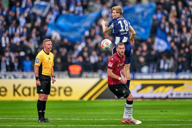Kopfball, Luca Schuler (Hertha BSC, 18), GER, Hertha BSC vs. ,Hannover 96, 2. Bundesliga, Saison 2025 2026, 22. Spieltag, 14.02.2026 (DFL REGULATIONS PROHIBIT ANY USE OF PHOTOGRAPHS AS IMAGE SEQUENCES AND OR QUASI - VIDEO). GER, Hertha BSC vs. ,Hannover 96, 2. Bundesliga, Saison 2025 2026, 22. Spieltag, 14.02.2026 Berlin