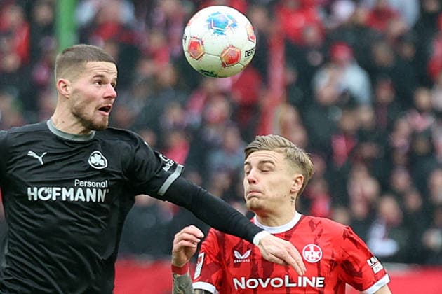 14.02.2026, xrekx, Fussball 2.Bundesliga, 1.FC Kaiserslautern - SpVgg Greuther Fuerth v.l. Jan Elvedi (SpVgg Greuther Fuerth) Norman Bassette (1.FC Kaiserslautern) Zweikampf, Aktion, action, battle for the ball (DFL DFB REGULATIONS PROHIBIT ANY USE OF PHOTOGRAPHS as IMAGE SEQUENCES and or QUASI-VIDEO) Kaiserslautern