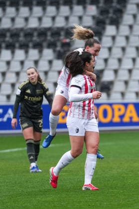 Google Pixel Frauen-Bundesliga: SC Freiburg vs. 1. FC Union Berlin, 14.02.2026 Torjubel zum 1:1 durch Svenja Fölmli (SC Freiburg, 9) Google Pixel Frauen-Bundesliga: SC Freiburg vs. 1. FC Union Berlin, Dreisamstadion, 14.02.2026 DFB DFL REGULATIONS PROHIBIT ANY USE OF PHOTOGRAPHS AS IMAGE SEQUENCES AND OR QUASI-VIDEO. Copyright: xBEAUTIFULxSPORTS Boscox