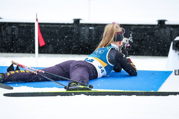 Antholz, Italien 14. Februar 2026: Biathlon Sprint Frauen 7,5 km - Olympia 2026 Im Bild: Julia Tannheimer (GER) am Schießstand Anterselva Biathlon Arena *** Antholz, Italy 14 February 2026 Biathlon Sprint Women 7.5 km Olympia 2026 In the picture Julia Tannheimer GER at the shooting range Anterselva Biathlon Arena Copyright: xFotostandx xHettichx