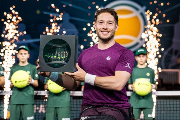 2026-02-14 ABN AMRO Open - Day Six ROTTERDAM, NETHERLANDS - FEBRUARY 14: Alfie Hewett celebrates with the trophy after winning the men???s weelchair single tournament during Day Six of the ABN AMRO Open at Rotterdam Ahoy on February 14, 2026 in Rotterdam, Netherlands. (Photo by Gabriel Calvino Alonso BSR Agency) Rotterdam Netherlands Content not available for redistribution in The Netherlands directly or indirectly through any third parties. Copyright: xBSRxAgencyx