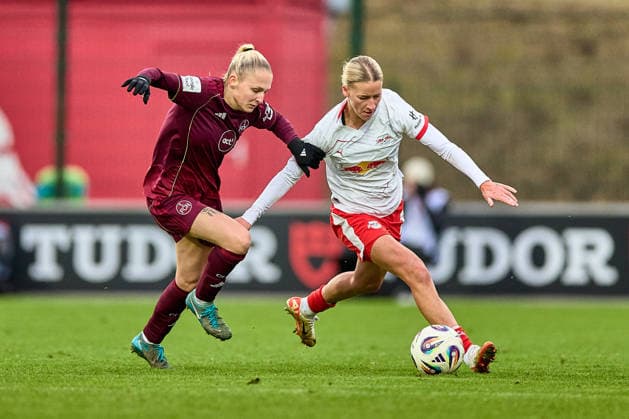 14.02.2026, GER, Frauenfußball, BL, 2025 2026, RB Leipzig - 1. FC Nürnberg Marlene Müller (27, RB Leipzig), Aktion, mit Ball, Zweikampf Leipzig Trainingszentrum der Roten Bulle Sachsen Deutschland