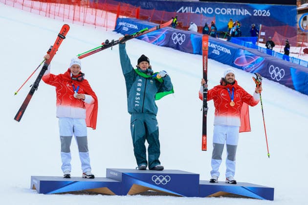 OLYMPICS - Winter Olympic Games, Olympische Spiele, Olympia, OS Milano Cortina 2026 BORMIO,ITALY,14.FEB.26 - OLYMPICS, ALPINE SKIING - Winter Olympic Games Milano Cortina 2026, giant slalom, men, medal ceremony. Image shows the rejoicing of Marco Odermatt (SUI), Lucas Pinheiro Braathen (BRA) and Loic Meillard (SUI). Keywords: medal .  GEPAxpictures xWolfgangxGrebien