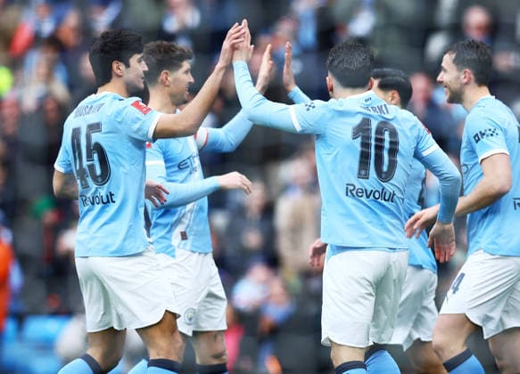 Manchester City players celebrate the opening goal Manchester City v Salford City, Emirates FA Cup, Fourth Round, Football, Etihad Stadium, Manchester, UK - 14 Feb 2026Manchester Etihad Stadium United Kingdom EDITORIAL USE ONLY No use with unauthorised audio, video, data, fixture lists, club league logos or live services. Online in-match use limited to 120 images, no video emulation. No use in betting, games or single club league player publications. Copyright: xMattxWest Shutterstockx 16608276e