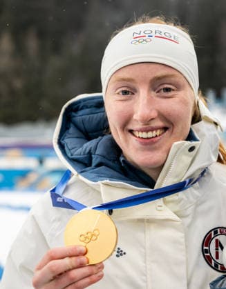 260214 Gold medalist Maren Kirkeeide of Norway poses with her gold medal in women s biathlon 7,5 km sprint during day 8 of the 2026 Winter Olympics on February 14, 2026 in Anterselva. Photo: Jon Olav Nesvold BILDBYRAN COP 217 MB1327 skidskytte biathlon skiskyting Olympic Games, Olympische Spiele, Olympia, OS olympics winter olympics os ol olympiska spel vinter-os olympiske leker milano cortina 2026 milan cortina 2026 milano cortina 2026 olympic games milano cortina 2026 winter olympic games milano cortina-os milano cortina-ol vinter-ol 8 bbeng sprint dam kvinner women jubel Norway norge Gold guld medal medalj *** 260214 Gold medalist Maren Kirkeeide of Norway poses with her gold medal in women s biathlon 7,5 km sprint during day 8 of the 2026 Winter Olympics on February 14, 2026 in Anterselva Photo Jon Olav Nesvold BILDBYRAN COP 217 MB1327 biathlon biathlon biathlon olympic games olympics olympics winter olympics os ol olympiska spel vinter os olympiske leker milano cortina 2026 milan cortina 2026 milano cortina 2026 olympic games milano cortina 2026 winter olympic games milano cortina os milano cortina ol vinter ol 8 bbeng sprint dam kvinner women jubel Norway norge Gold guld medal medalj  Copyright: JONxOLAVxNESVOLD BB260214JE066