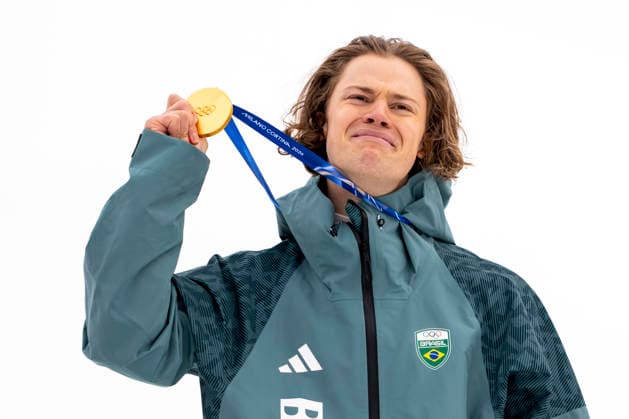 Winter Olympics Milan Corina 2026 Olympics 2026 Bormio, Italy 20260214. Lucas Pinheiro Braathen from Brazil with the gold medal after winning Olympic Gold in the men s alpine giant slalom during the Winter Olympics in Milan Cortina 2026. Photo: Cornelius Poppe NTB Bormio Italy EDITORIAL USE ONLY. RESTRICTED USE FOR BETTING COMPANIES Ref:_SPO_QD4JkoyvSc.jpg *** Winter Olympics Milan Corina 2026 Olympics 2026 Bormio, Italy 20260214 Lucas Pinheiro Braathen from Brazil with the gold medal after winning Olympic Gold in the men s alpine giant slalom during the Winter Olympics in Milan Cortina 2026 Photo Cornelius Poppe NTB Bormio Italy EDITORIAL USE ONLY RESTRICTED USE FOR BETTING COMPANIES  Copyright: xCorneliusxPoppex xNTBx