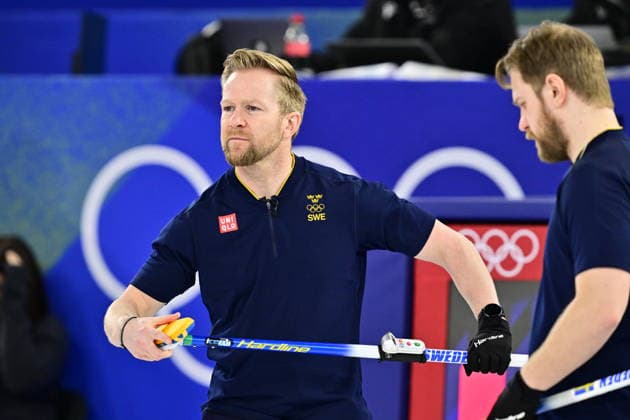 CORTINA, ITALY 20260214 Niklas Edin during the men s group stage match, round 5, between China and Sweden in the Olympic curling in Cortina. *** The image is included in the SPORTS PACKAGE. For others PAYMENT IMAGE ** CORTINA ITALY x10030x *** CORTINA, ITALY 20260214 Niklas Edin during the men s group stage match, round 5, between China and Sweden in the Olympic curling in Cortina The image is included in the SPORTS PACKAGE For others PAYMENT IMAGE CORTINA ITALY x10030x  Copyright: xJonasxEkströmer TTx OS 2026 CURLING HERRAR KINA-SVERIGE