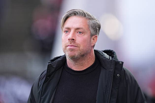 14.02.2026, xydrx, Fußball, 3.Liga, Rot-Weiss Essen - SSV Jahn Regensburg, Saison 2025 2026, Stadion an der Hafenstraße: Michael Wimmer (Cheftrainer SSV Jahn Regensburg) DFB regulations prohibit any use of photographs as image sequences and or quasi-video. Photo: xYannisxDreimannxPressefotoKochx Nordrhein-Westfahlen Deutschland *** 14 02 2026, xydrx, Fußball, 3 Liga, Rot Weiss Essen SSV Jahn Regensburg, Saison 2025 2026, Stadion an der Hafenstraße Michael Wimmer Head coach SSV Jahn Regensburg DFB regulations prohibit any use of photographs as image sequences and or quasi video Photo xYannisxDreimannxPressefotoKochx Nordrhein Westfahlen Germany