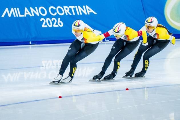 Belgian speed skater Sandrine Tas, Belgian speed skater Isabelle van Elst and Belgian speed skater Fran Vanhoutte pictured in action during the quarterfinals of the Women s Team Pursuit Speed skating, Eisschnelllauf at the Milano Cortina 2026 Olympic Winter games, Winterspiele,Spiele, Summer games on Saturday 14 February 2026 in Milan, Italy. The XXV Winter Olympics take place from 6 to 22 February 2026 in Italy. JASPERxJACOBS  x163406765x