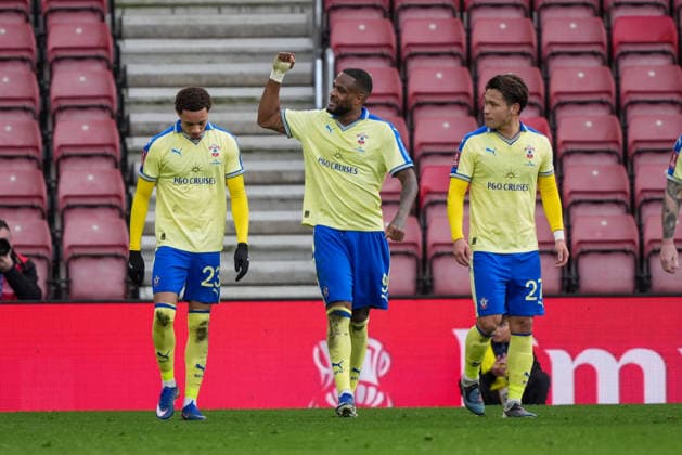 Southampton v Leicester City, FA Cup Fourth round, Football, St Marys Stadium, Southampton, UK - 14 Feb 2026 GOAL - Cyle Larin (C) of Southampton scores from the spot. 1-0 Southampton St Marys Stadium Southampton GBR, UK NEWSPAPERS OUT Copyright: xSeanxRyanx