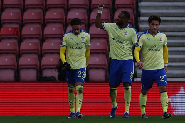 Football - 2025 2026 Emirates FA Cup - Round 4 - Southampton vs Leicester City - St Mary™s Stadium - Saturday 14th February 2026 Cyle Larin of Southampton celebrates scoring the FA Cup match at St Mary™s Stadium COLORSPORT Shaun Boggust 