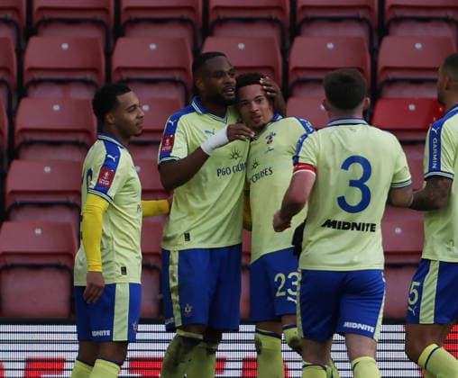 Football - 2025 2026 Emirates FA Cup - Round 4 - Southampton vs Leicester City - St Mary™s Stadium - Saturday 14th February 2026 Cyle Larin of Southampton celebrates scoring the FA Cup match at St Mary™s Stadium COLORSPORT Shaun Boggust 