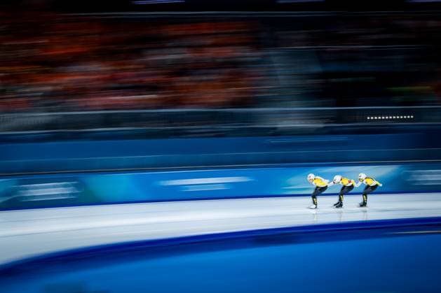 Belgian speed skater Sandrine Tas, Belgian speed skater Isabelle van Elst and Belgian speed skater Fran Vanhoutte pictured in action during the quarterfinals of the Women s Team Pursuit Speed skating, Eisschnelllauf at the Milano Cortina 2026 Olympic Winter games, Winterspiele,Spiele, Summer games on Saturday 14 February 2026 in Milan, Italy. The XXV Winter Olympics take place from 6 to 22 February 2026 in Italy. JASPERxJACOBS  x163408082x