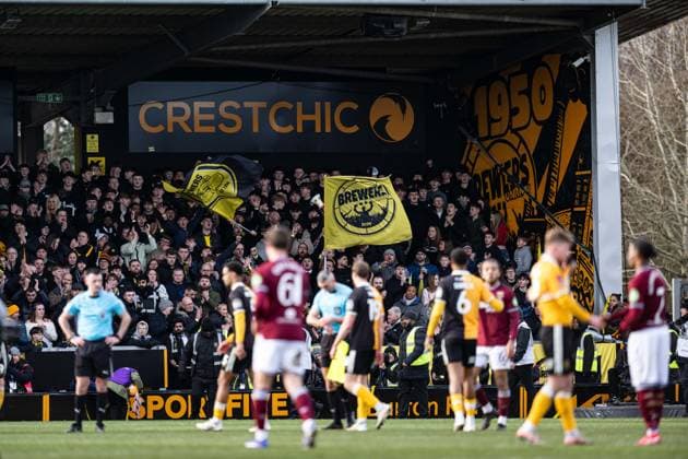 14th February 2026; Pirelli Stadium, Burton, West Staffordshire, England; FA Cup Football, Burton Albion versus West Ham United; Burton Albion fans applaud their team after the final whistle  GodfreyxPitt Content restricted for UK based newspaper
