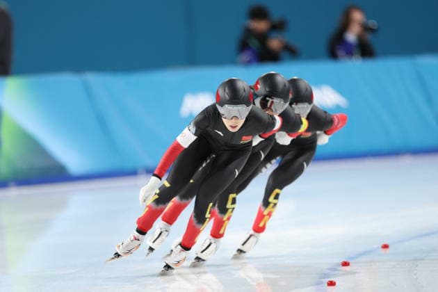 Winter Olympics - Speed skating, Eisschnelllauf Women s Team Pursuit Quarterfinals Team of China compete during the Speed Skating Women s Team Pursuit quarterfinals at the Olympic Winter games, Winterspiele,Spiele, Summer games Milan Cortina 2026, on February 14, 2026, at the Milano Speed Skating Stadium, in Milan, Italy. Photo by Alexis Jumeau ABACAPRESS.COM  Copyright: xJumeauxAlexis ABACAx