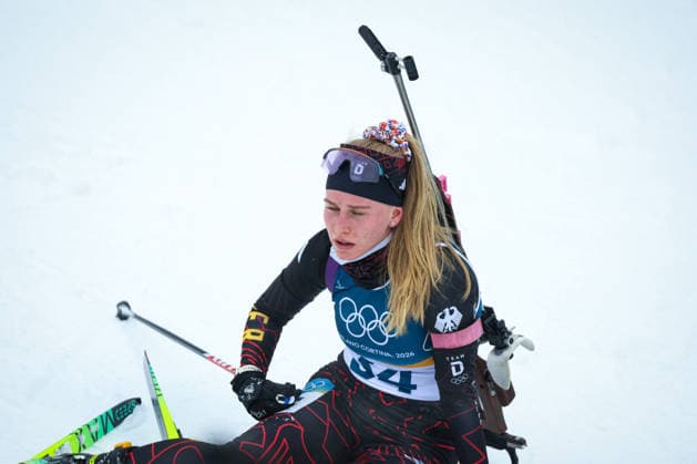 Antholz, Italien 14. Februar 2026: Biathlon Sprint Frauen 7,5 km - Olympia 2026 Im Bild: Julia Tannheimer (GER) unzufrieden im Zielbereich. Anterselva Biathlon Arena *** Antholz, Italy 14 February 2026 Biathlon Sprint Women 7.5 km Olympia 2026 In the picture Julia Tannheimer GER unhappy in the finish area Anterselva Biathlon Arena Copyright: xFotostandx xHettichx