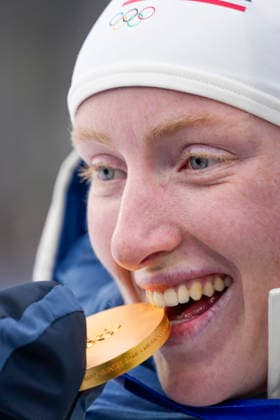 Winter Olympics in Milan Cortina 2026 Anterselva, Italy 20260214. Maren Kirkeeide from Norway with gold medal after 7.5 km sprint women in biathlon during the Winter Olympics in Milano Cortina 2026. Photo: Heiko Junge NTB Anterselva Italy EDITORIAL USE ONLY. RESTRICTED USE FOR BETTING COMPANIES Ref:_SPOm8hSjd97lwk.jpg *** Winter Olympics in Milan Cortina 2026 Anterselva, Italy 20260214 Maren Kirkeeide from Norway with gold medal after 7 5 km sprint women in biathlon during the Winter Olympics in Milano Cortina 2026 Photo Heiko Junge NTB Anterselva Italy EDITORIAL USE ONLY RESTRICTED USE FOR BETTING COMPANIES  Copyright: xHeikoxJungex xNTBx
