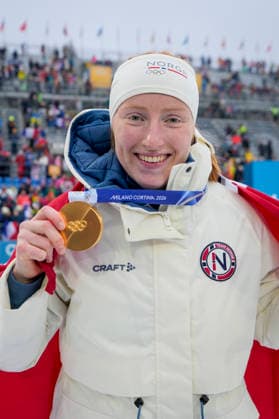 Winter Olympics in Milan Cortina 2026 Anterselva, Italy 20260214. Maren Kirkeeide from Norway with gold medal after 7.5 km sprint women in biathlon during the Winter Olympics in Milano Cortina 2026. Photo: Heiko Junge NTB Anterselva Italy EDITORIAL USE ONLY. RESTRICTED USE FOR BETTING COMPANIES Ref:_SPOninXssNCvqE.jpg *** Winter Olympics in Milan Cortina 2026 Anterselva, Italy 20260214 Maren Kirkeeide from Norway with gold medal after 7 5 km sprint women in biathlon during the Winter Olympics in Milano Cortina 2026 Photo Heiko Junge NTB Anterselva Italy EDITORIAL USE ONLY RESTRICTED USE FOR BETTING COMPANIES  Copyright: xHeikoxJungex xNTBx