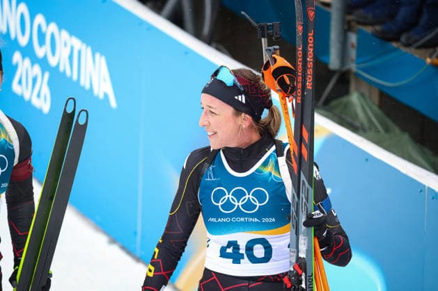 Antholz, Italien 14. Februar 2026: Biathlon Sprint Frauen 7,5 km - Olympia 2026 Im Bild: Franziska Preuss (GER) im Zielbereich. Anterselva Biathlon Arena *** Antholz, Italy 14 February 2026 Biathlon Sprint Women 7.5 km Olympia 2026 In the picture Franziska Preuss GER in the finish area Anterselva Biathlon Arena Copyright: xFotostandx xHettichx