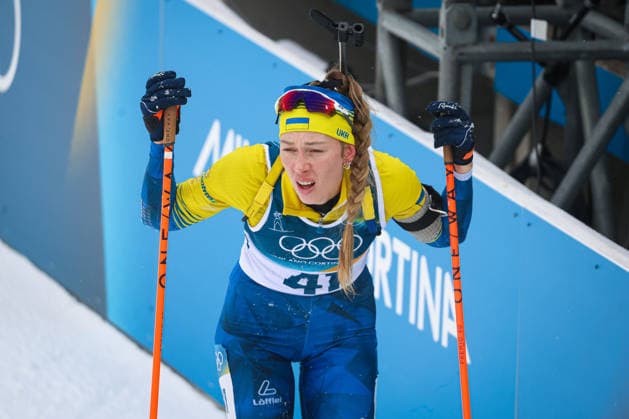 Antholz, Italien 14. Februar 2026: Biathlon Sprint Frauen 7,5 km - Olympia 2026 Im Bild: Khrystyna Dmytrenko (UKR) im Zielbereich. Anterselva Biathlon Arena *** Antholz, Italy 14 February 2026 Biathlon Sprint Women 7.5 km Olympia 2026 In the picture Khrystyna Dmytrenko UKR in the finish area Anterselva Biathlon Arena Copyright: xFotostandx xHettichx