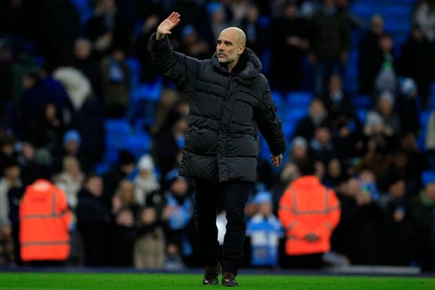 Manchester City v Salford City, FA Cup Pep Guardiola the Manchester City manager applauds the fans at the end of the FA Cup match between Manchester City and Salford City at the Etihad Stadium, Manchester, UK on 14 February 2026. Manchester Etihad Stadium Manchester UK Editorial use only DataCo restrictions apply See www.football-dataco.com , Copyright: xConorxMolloyx PSI-23752-0054