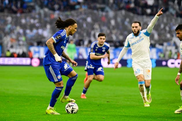 FOOTBALL : Olympique de Marseille VS RC Strasbourg Alsace - Ligue 1 McDonald s - 14 02 2026 Diego Moreira (RCSA) - Ligue 1 McDonald™s match between Olympique de Marseille and RC Strasbourg Alsace on February 14, 2026 at the Orange Velodrome Stadium in Marseille. MarseilleFrance  Copyright: xWilliamxCannarellax