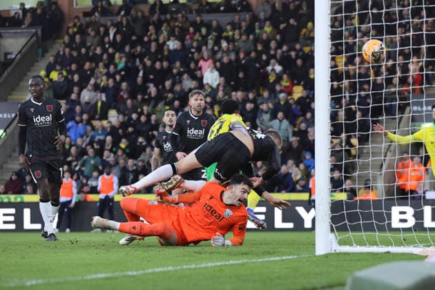 Norwich City v West Bromwich Albion Emirates FA Cup Mohamed Toure of Norwich scores his sides 3rd goal during the Emirates FA Cup Fourth Round match at Carrow Road, Norwich 14 02 2026 Commissioned for use in Newsquest Norfolk titles only. All other titles fees apply. UK Newspapers OUT Copyright: xPaulxChestertonx FIL-22967-0123
