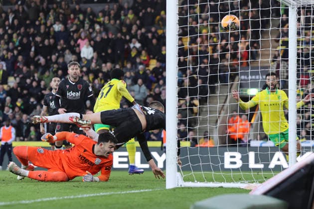 Norwich City v West Bromwich Albion Emirates FA Cup Mohamed Toure of Norwich scores his sides 3rd goal during the Emirates FA Cup Fourth Round match at Carrow Road, Norwich 14 02 2026 Commissioned for use in Newsquest Norfolk titles only. All other titles fees apply. UK Newspapers OUT Copyright: xPaulxChestertonx FIL-22967-0124