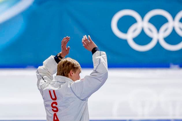 winner Jordan Stolz of United States of America celebrates during the medal ceremony after Men s 500m, Milano Cortina 2026 Winter Olympics: Day 8, Speed skating, Eisschnelllauf - Milano Cortina 2026 Winter Olympics: Day 8, Milano Speed Skating Stadium, February 14, 2026, Milan, Italy.