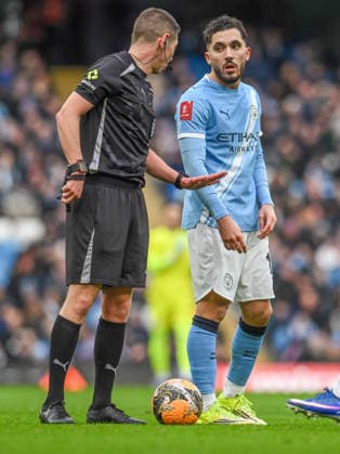 Manchester City v Salford City Emirates FA Cup Rayan Cherki of Manchester City during the Emirates FA Cup Fourth Round match at the Etihad Stadium, Manchester 14 02 2026 UK Newspapers OUT Copyright: xKarlxVallantinex FIL-22981-0041