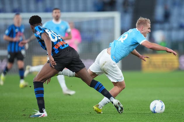 Lazio™s Gustav Isaksen Atalanta s Honest Ahanor during the Serie A EniLive soccer match between Lazio and Atalanta at the Rome s Olympic stadium, Italy - Saturday February 14, 2026 - Soccer ( Photo by Alfredo Falcone LaPresse )  Copyright: xAlfredoxFalcone LaPressex
