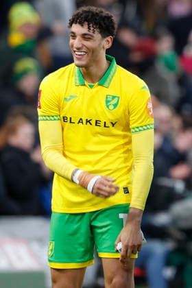 Norwich City v West Bromwich Albion Emirates FA Cup Ben Chrisene of Norwich at the end of the Emirates FA Cup Fourth Round match at Carrow Road, Norwich 14 02 2026 Commissioned for use in Newsquest Norfolk titles only. All other titles fees apply. UK Newspapers OUT Copyright: xPaulxChestertonx FIL-22967-0190