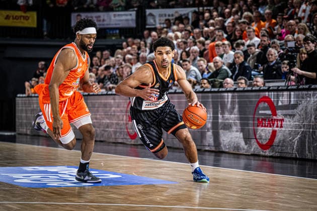 1. Basketball Bundesliga, easyCredit BBL, Saison 2025 2026, Herren, Hauptrunde, 20. Spieltag, 14.02.2026, RASTA Vechta - ratiopharm Ulm Mark Smith ( 13 - ratiopharm ulm) in Aktion Vechta RASTA Dome Niedersachsen Deutschland