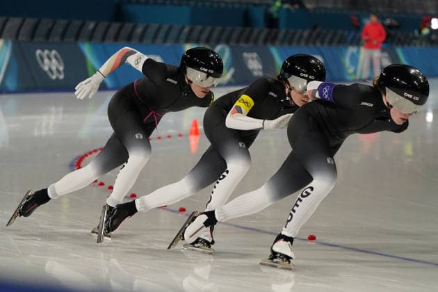 Milano Cortina, 2026 , Winter Olympic Games, Olympische Spiele, Olympia, OS Olympische Winter-Olympische spiele 2026 , Speedskating, Eisschnelllauf , Mannschaftsverfolgung Frauen Team Deutschland, Josie Hofmann, Josephine Schloerb, Lea Sophie Scholz, Deutschland, Germany GER Photocopyright Gladys Chai von der Laage *** Milano Cortina, 2026 , Winter Olympic Games, Winter Olympic Games 2026 , Speed Skating, Speed Skating , Team Pursuit Women Team Germany, Josie Hofmann, Josephine Schloerb, Lea Sophie Scholz, Germany, Germany GER Photocopyright Gladys Chai von der Laage