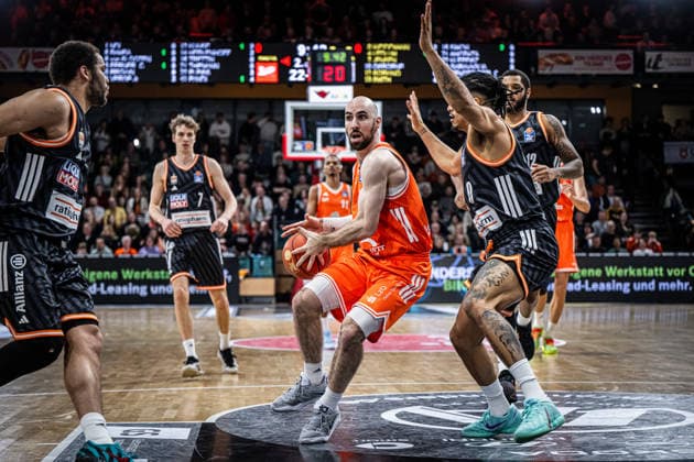 1. Basketball Bundesliga, easyCredit BBL, Saison 2025 2026, Herren, Hauptrunde, 20. Spieltag, 14.02.2026, RASTA Vechta - ratiopharm Ulm Tommy Kuhse ( 12 - RASTA Vechta) in Aktion Vechta RASTA Dome Niedersachsen Deutschland