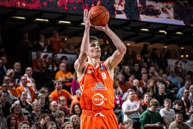 1. Basketball Bundesliga, easyCredit BBL, Saison 2025 2026, Herren, Hauptrunde, 20. Spieltag, 14.02.2026, RASTA Vechta - ratiopharm Ulm Joschka Ferner ( 9 - RASTA Vechta) beim Jumpshot Vechta RASTA Dome Niedersachsen Deutschland