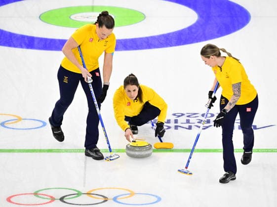 CORTINA, ITALY 20260214 Sweden s Agnes Knochenhauer and Sara McManus of Team Hasselborg during the women s group stage match, round 5, between Italy and Sweden in the Olympic curling in Cortina. *** The image is included in the SPORTS PACKAGE. For others PAYMENT IMAGE ** CORTINA ITALY x10030x *** CORTINA, ITALY 20260214 Sweden s Agnes Knochenhauer and Sara McManus of Team Hasselborg during the women s group stage match, round 5, between Italy and Sweden in the Olympic curling in Cortina The image is included in the SPORTS PACKAGE For others PAYMENT IMAGE CORTINA ITALY x10030x  Copyright: xJonasxEkströmer TTx OLYMPICS 2026 CURLING WOMEN ITALY-SWEDEN