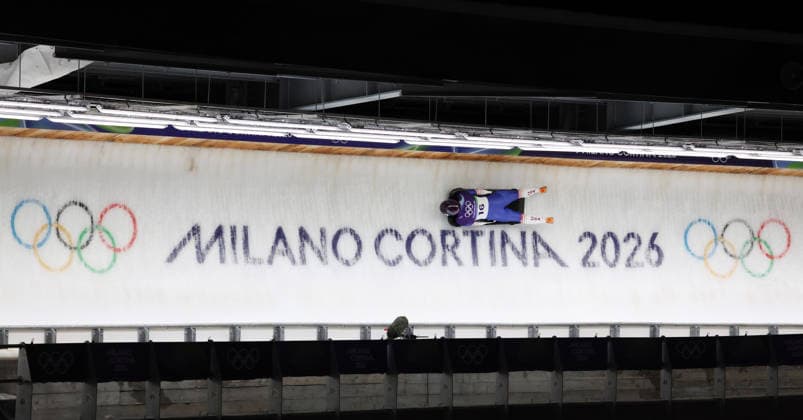 USA s Mystique Ro takes part in the Women s Skeleton at the 2026 Winter Olympics in Cortina, Italy on Saturday February 14, 2026.  OLY20260214647 HUGOxPHILPOTT