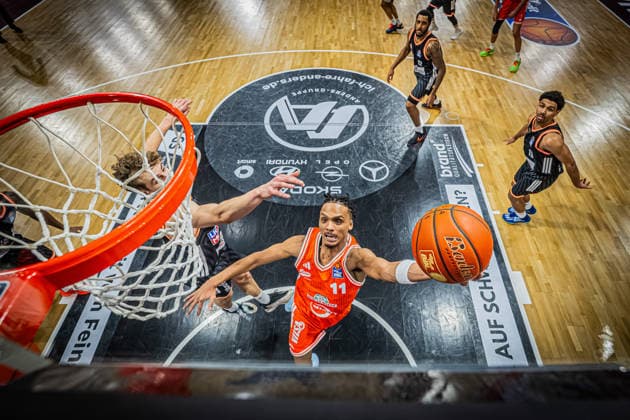 1. Basketball Bundesliga, easyCredit BBL, Saison 2025 2026, Herren, Hauptrunde, 20. Spieltag, 14.02.2026, RASTA Vechta - ratiopharm Ulm Alonzo Verge ( 11 - RASTA Vechta) beim Korbleger Vechta RASTA Dome Niedersachsen Deutschland
