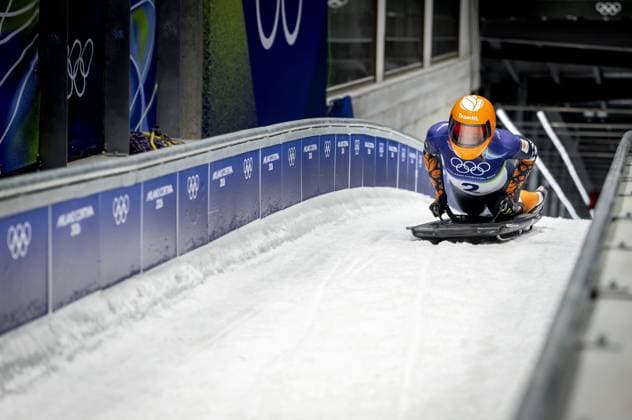 CORTINA D AMPEZZO - Skeleton star Kimberley Bos during the third heat of the skeleton competition at the Cortina Sliding Centre. IRIS VAN DEN BROEK ANP xVIxANPxSportx xxANPxIVx 550691696 originalFilename: 550691696.jpg